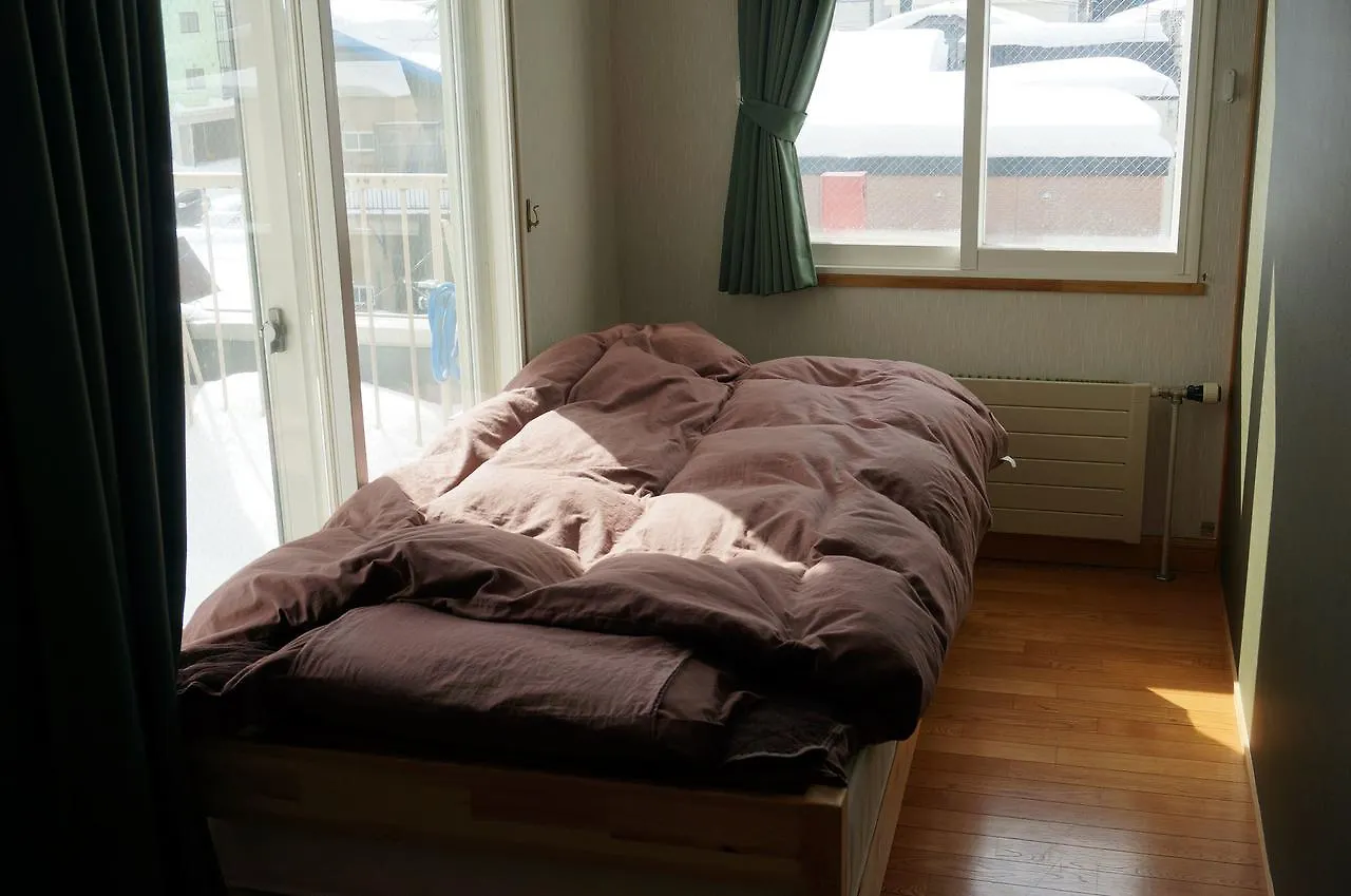 Otaru Ekimae Guest House Ito